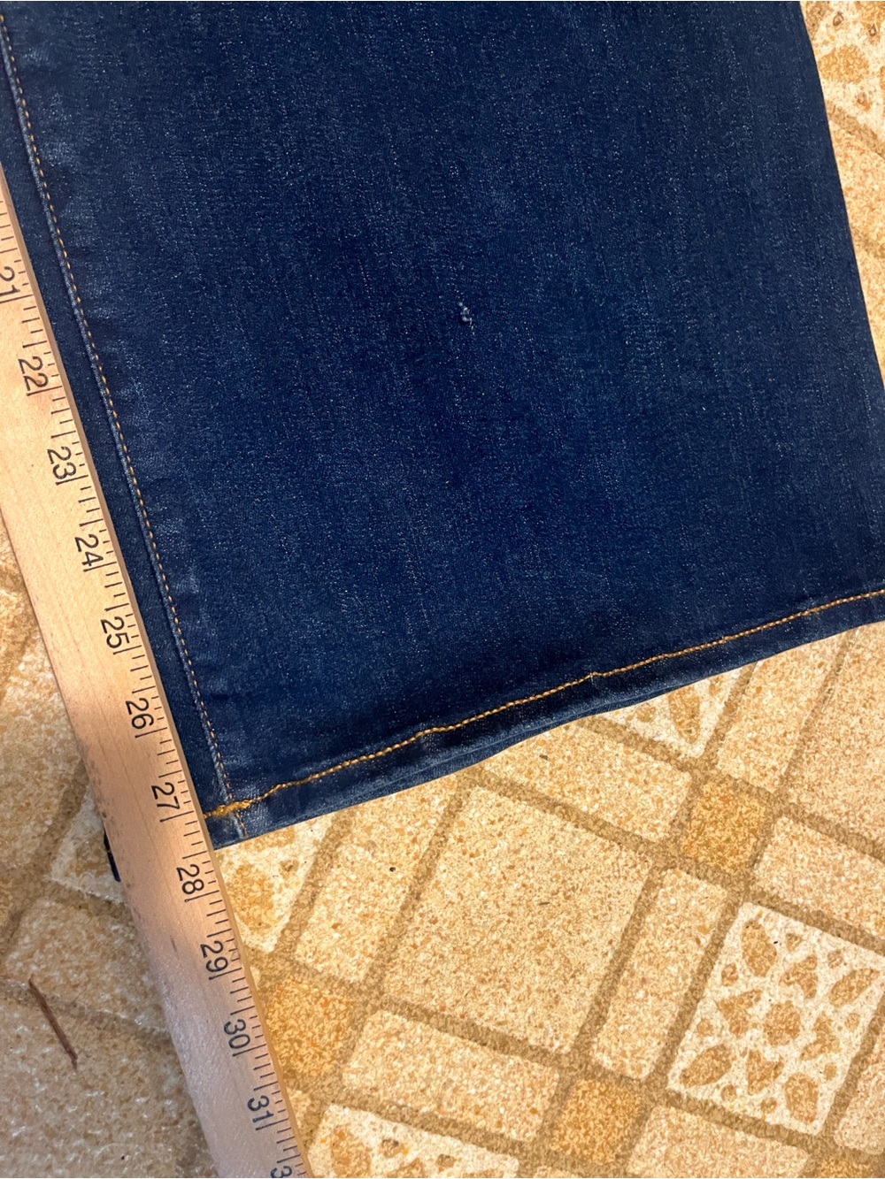 Lane Bryant dark Wash Women’s stretch Bootcut Jeans size 18P fancy stitching - Picture 11 of 11